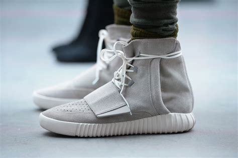 schuhe yeezy adidas billig|Adidas Yeezy sneakers.